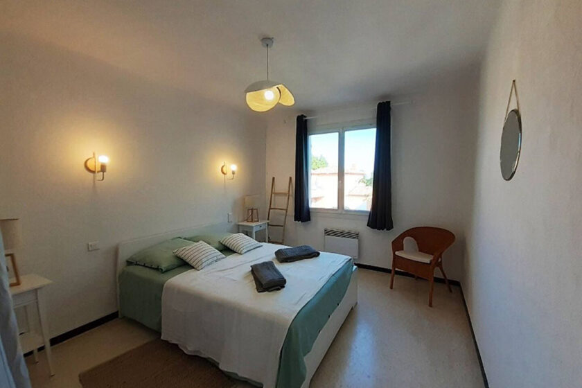 Photo d'une chambre d'un appartement à louer à Hyères - Hyères appart