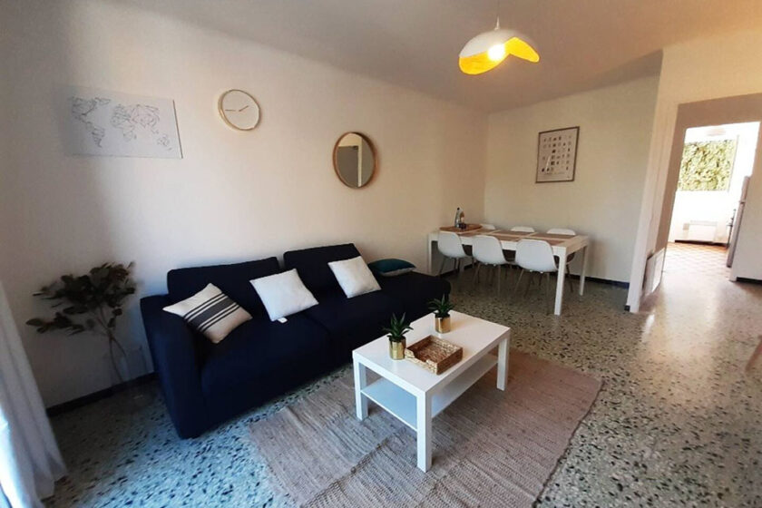 Photo du salon d'un appartement à louer à Hyères - Hyères appart